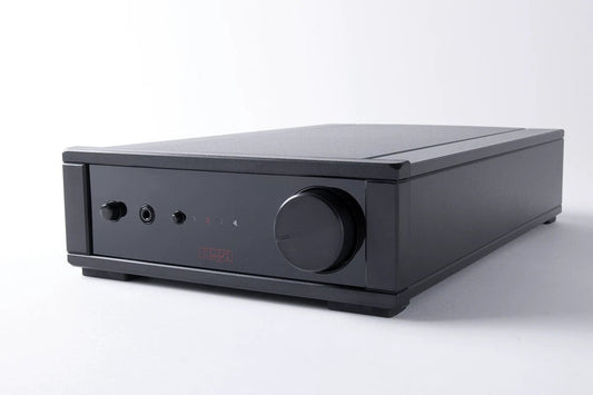 Rega IO - Aktivstudio - High End Audio