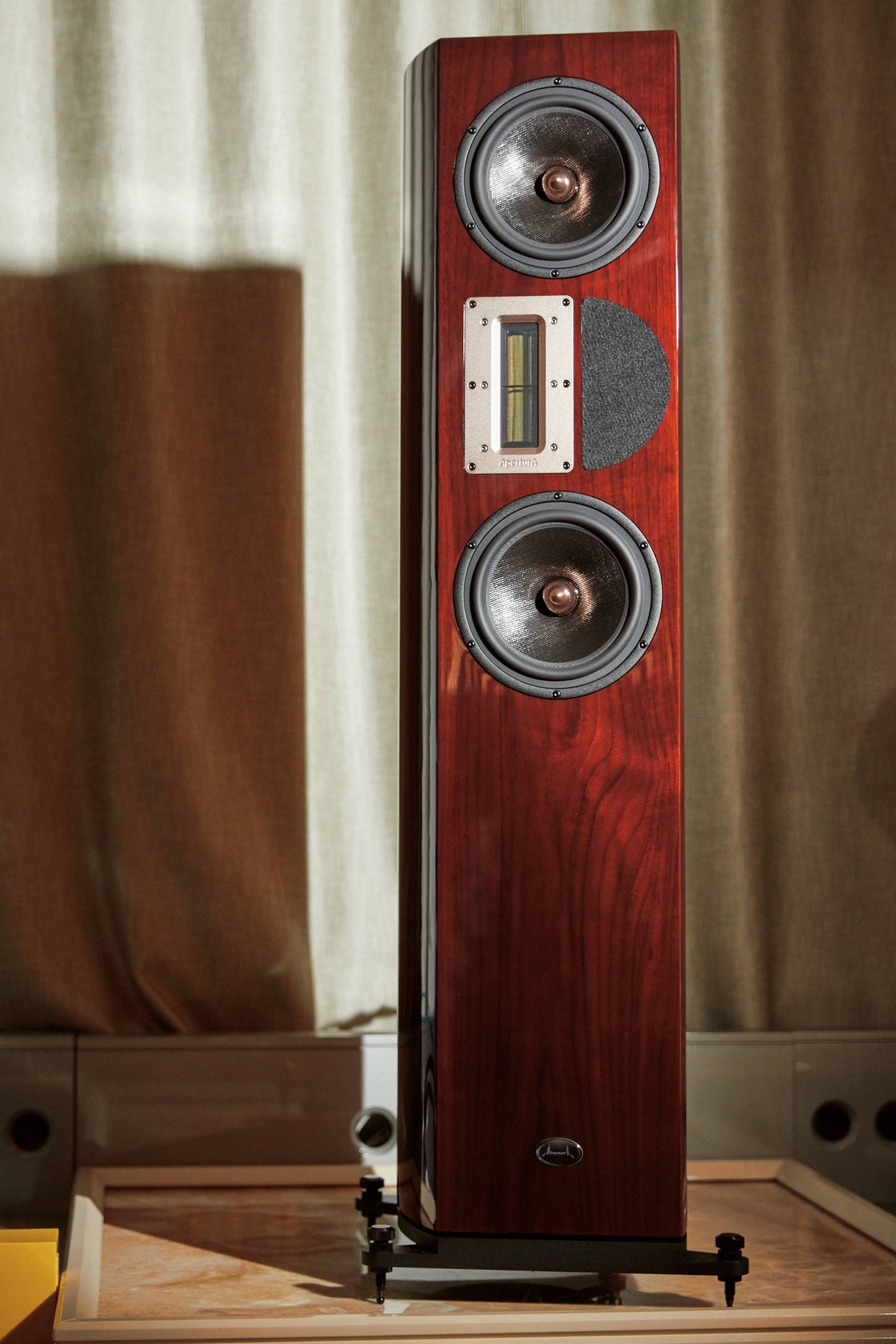 Apertura Enigma Mk 2 - Aktivstudio - High End Audio