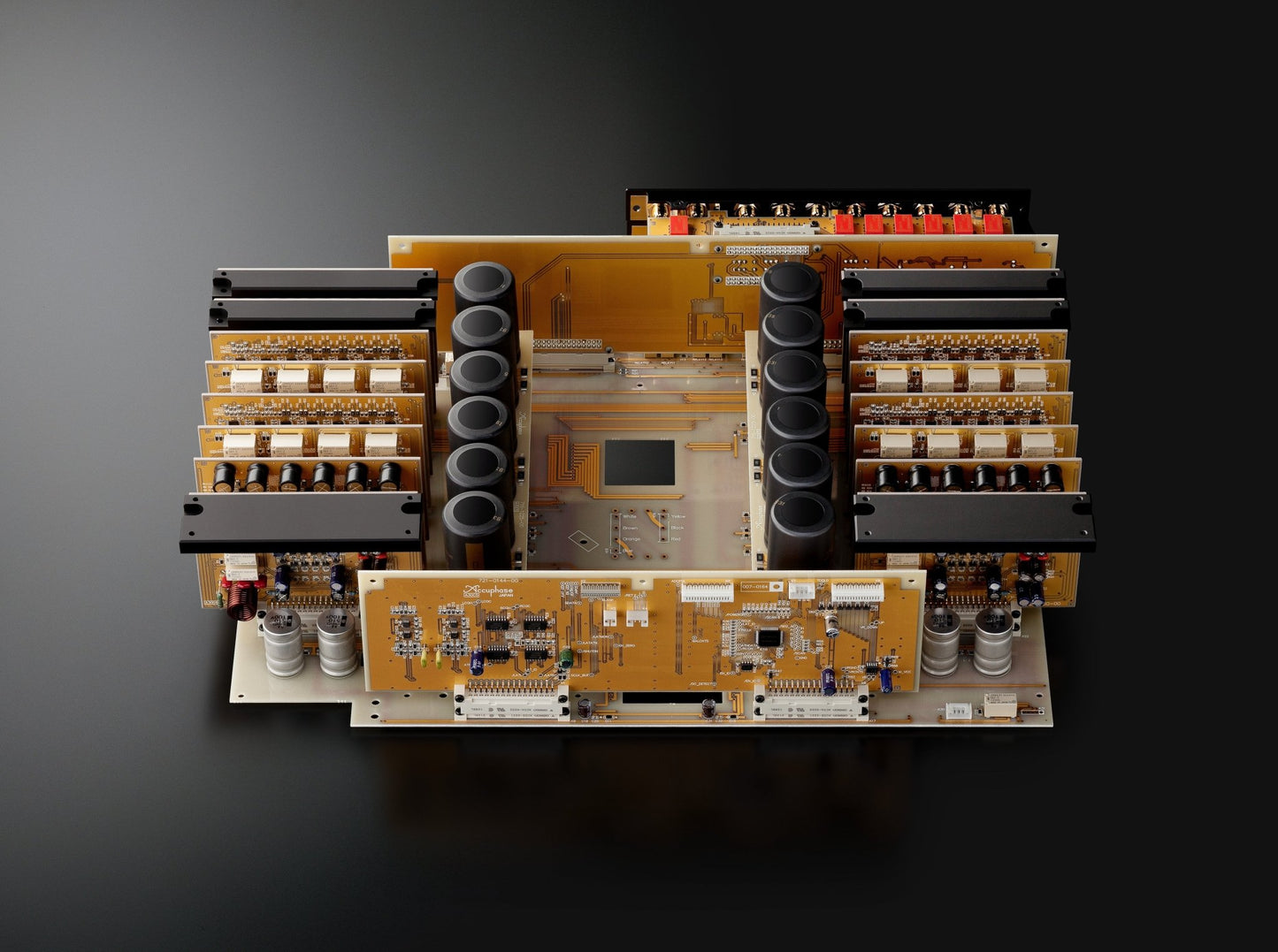 Accuphase C - 3900 - Aktivstudio - High End Audio