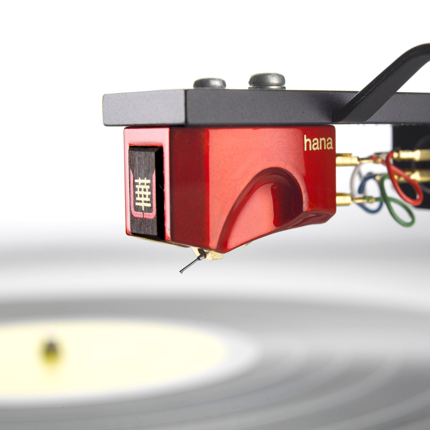 Hana Umami Red - Aktivstudio - High End Audio