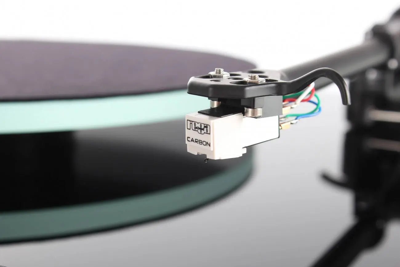 Rega Planar 2 - Aktivstudio - High End Audio