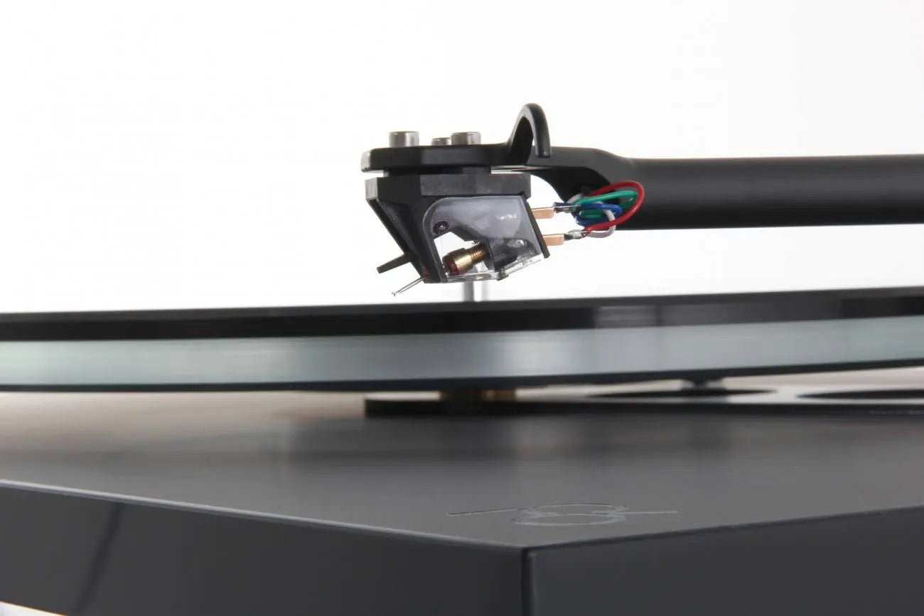 Rega Planar 6 - Aktivstudio - High End Audio