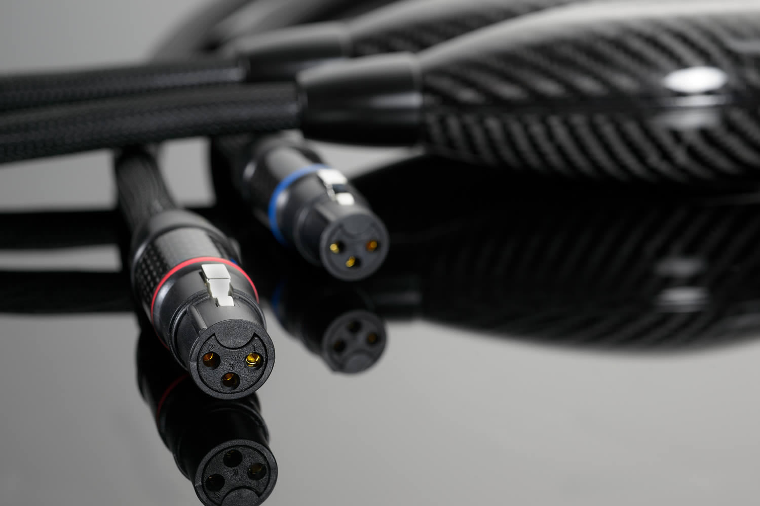 Transparent Magnum Opus Balanced Interconnect - Aktivstudio - High End Audio