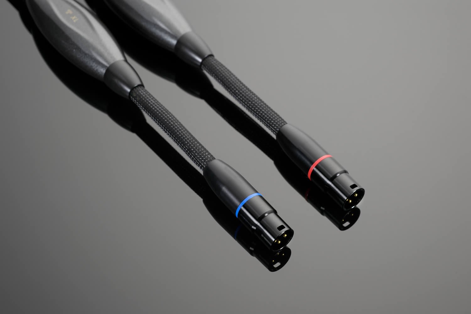 Transparent XL Balanced Interconnect - Aktivstudio - High End Audio
