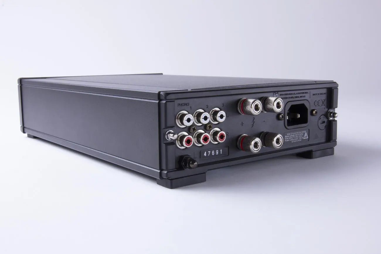 Rega IO - Aktivstudio - High End Audio